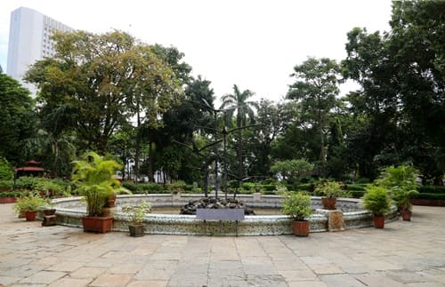 Horniman Circle, Mumbai: Location, Direction & Connectivity